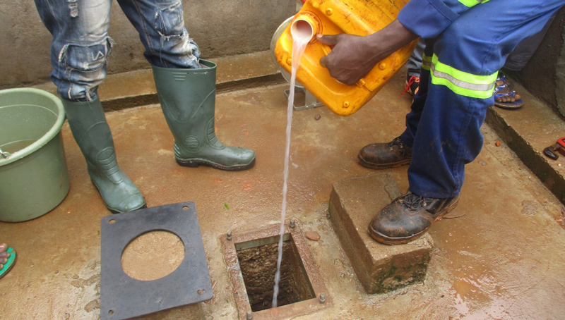 Shock chlorination after the rehabilitation of a water point